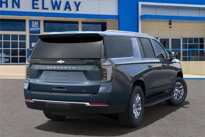 2025 Chevrolet Suburban LT photo 1