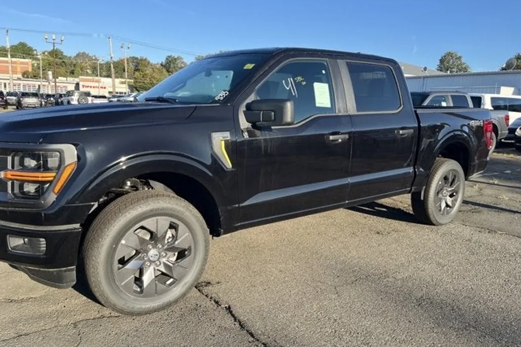 2025 Ford F-150 STX photo 1