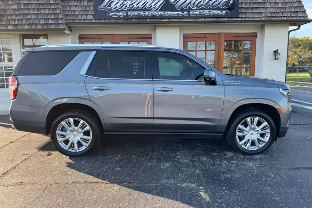 2021 Chevrolet Tahoe High Country photo 1