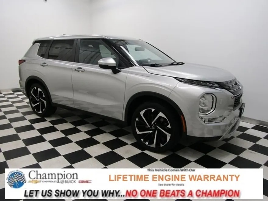 2022 Mitsubishi Outlander Black Edition LE SEL GT photo 1