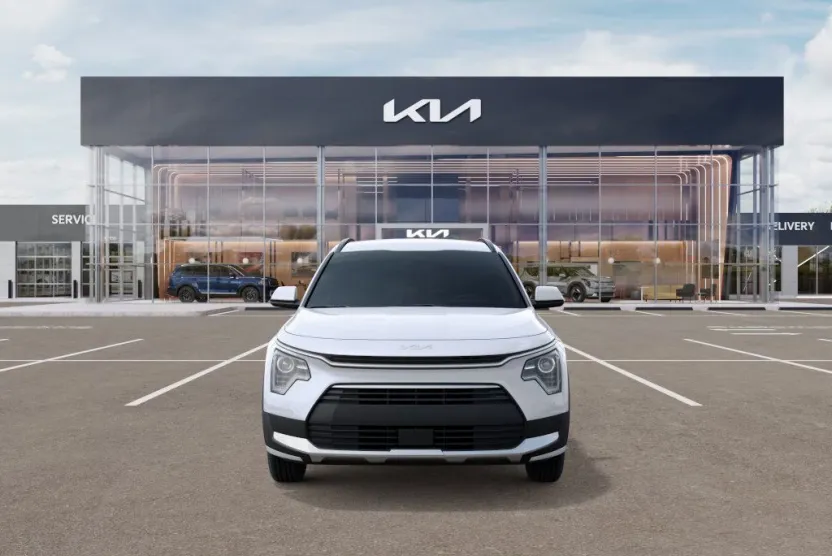 2025 Kia Niro EX Touring photo 1