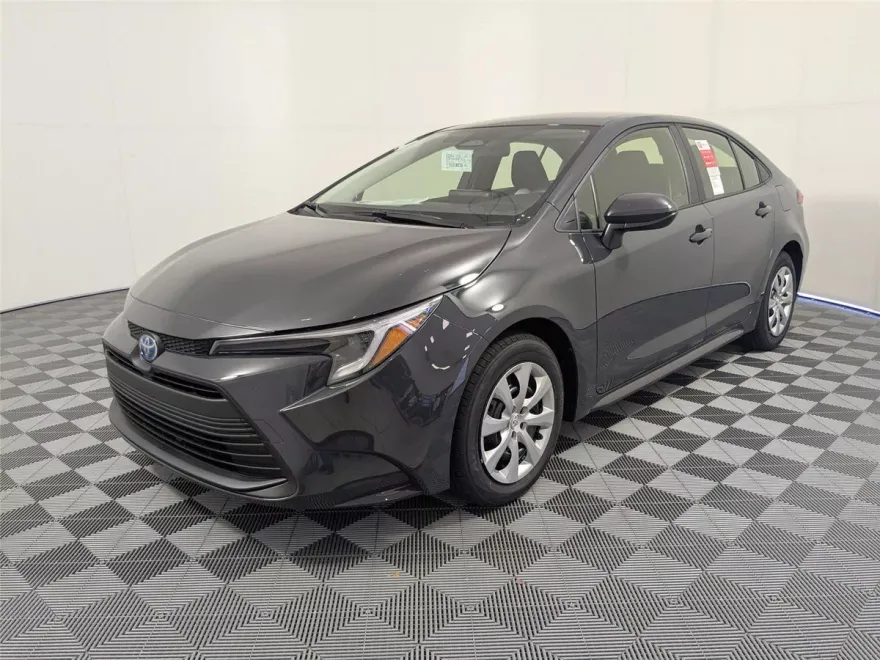 2025 Toyota Corolla Hybrid LE photo 1
