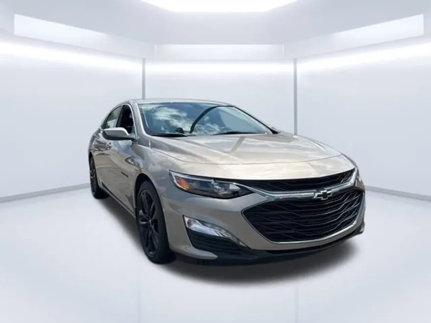 2022 Chevrolet Malibu 1LT photo 1