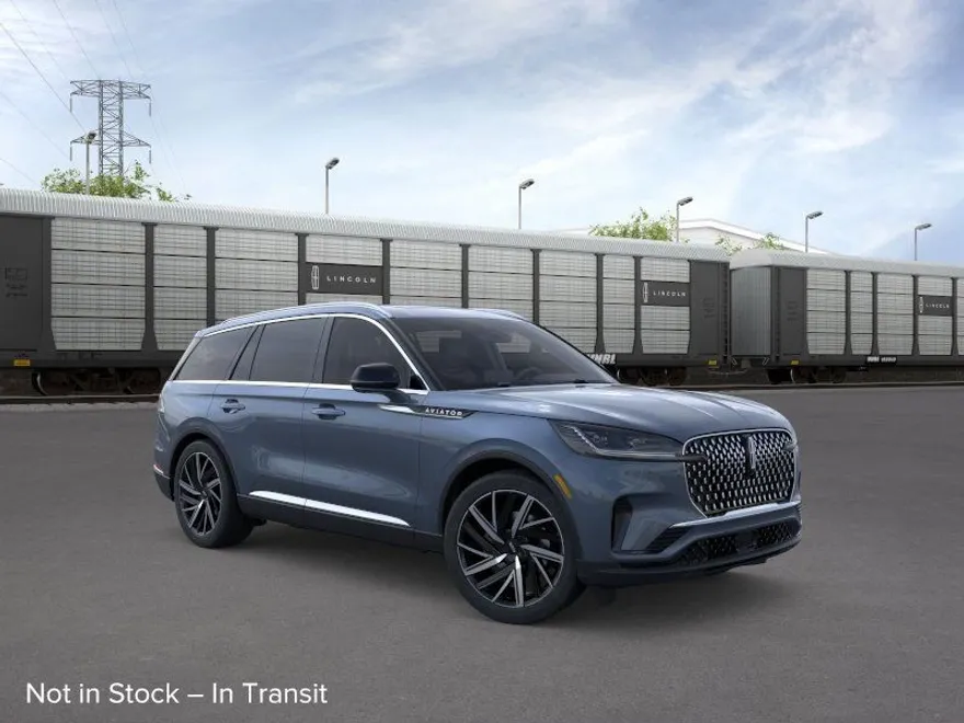 2025 Lincoln Aviator Reserve photo 1