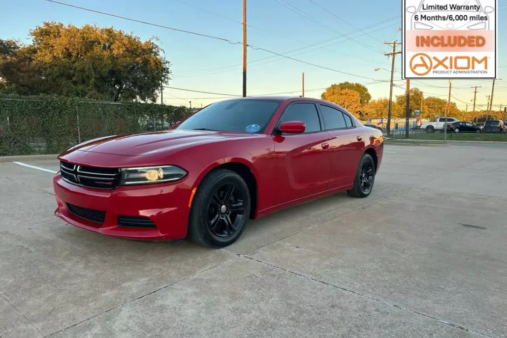 2016 Dodge Charger SE photo 1