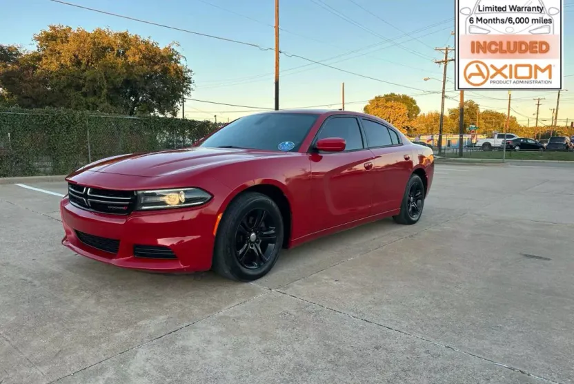 2016 Dodge Charger SE photo 1