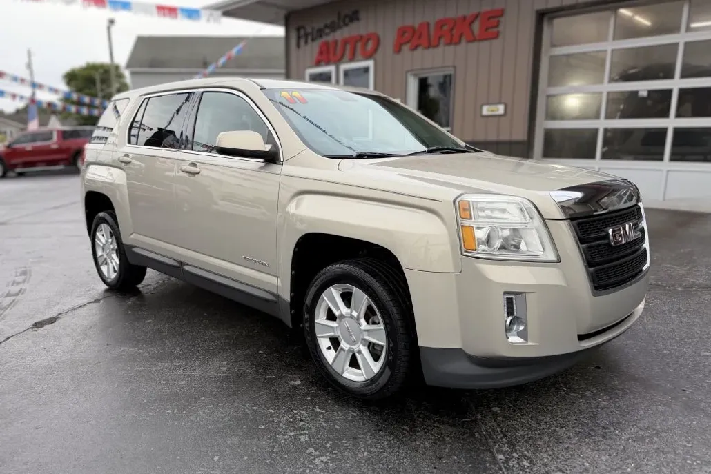 2011 Gmc Terrain SLE photo 1