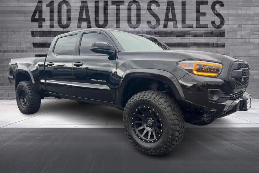 2020 Toyota Tacoma SR5 V6 photo 1