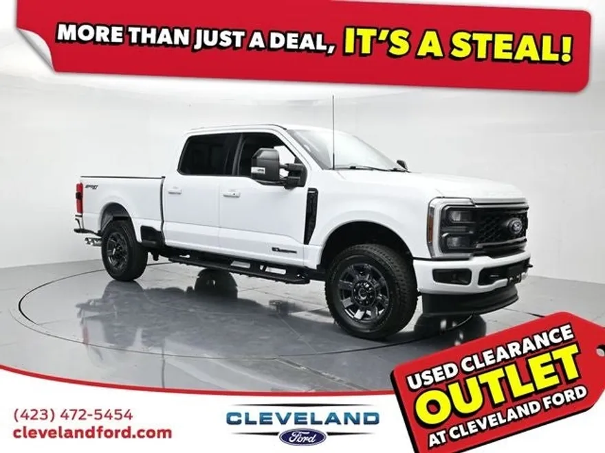2024 Ford F-350 Lariat photo 1