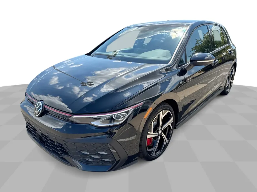 2025 Volkswagen Golf GTI SE photo 1