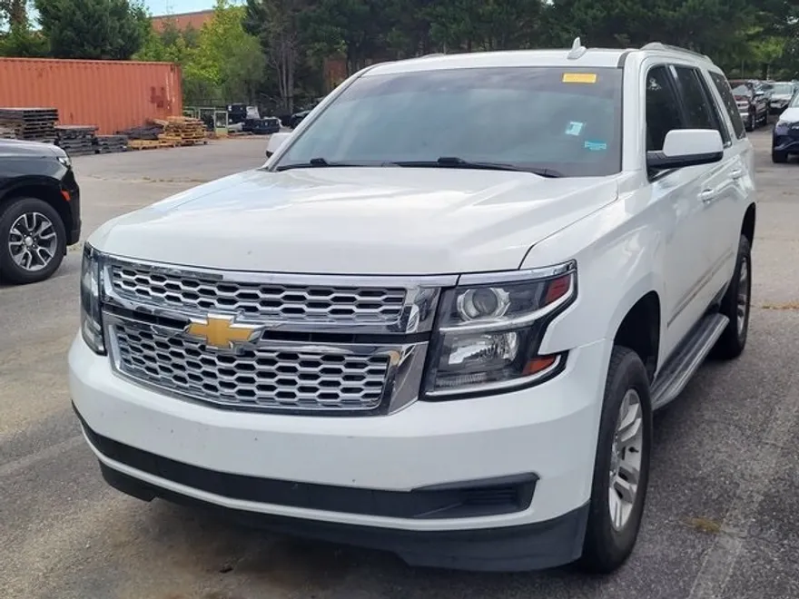 2018 Chevrolet Tahoe LT photo 1
