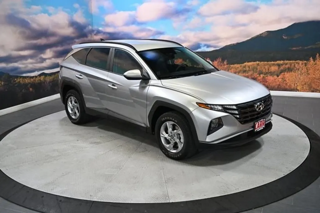 2024 Hyundai Tucson SEL photo 1