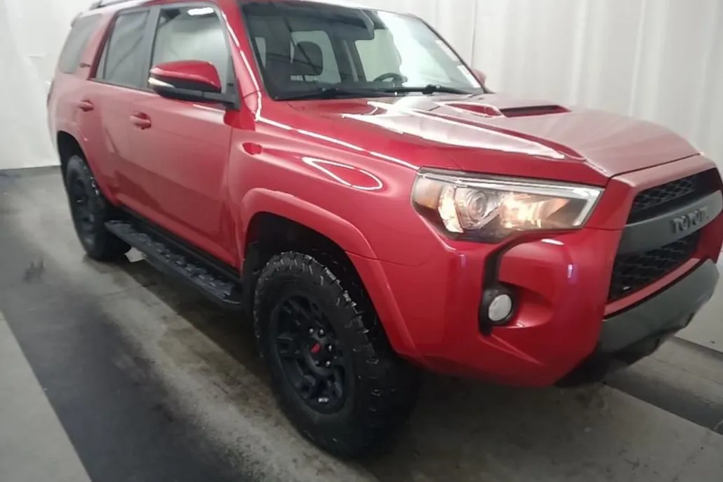 2017 Toyota 4Runner TRD Pro photo 1