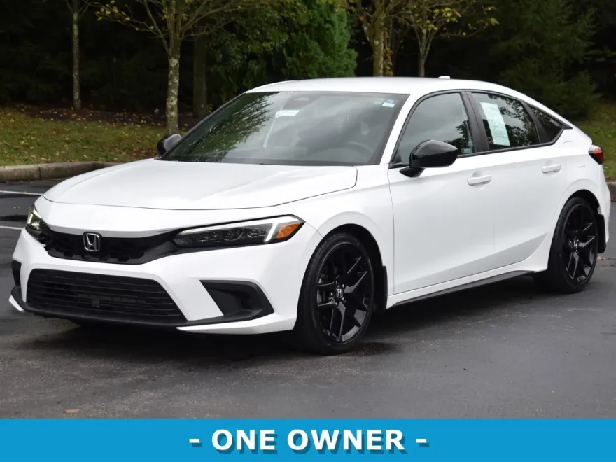 2022 Honda Civic Sport Hatchback photo 2
