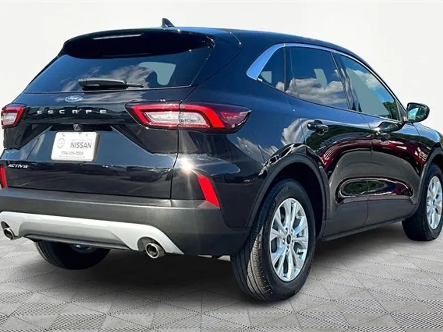 2024 Ford Escape Active photo 1