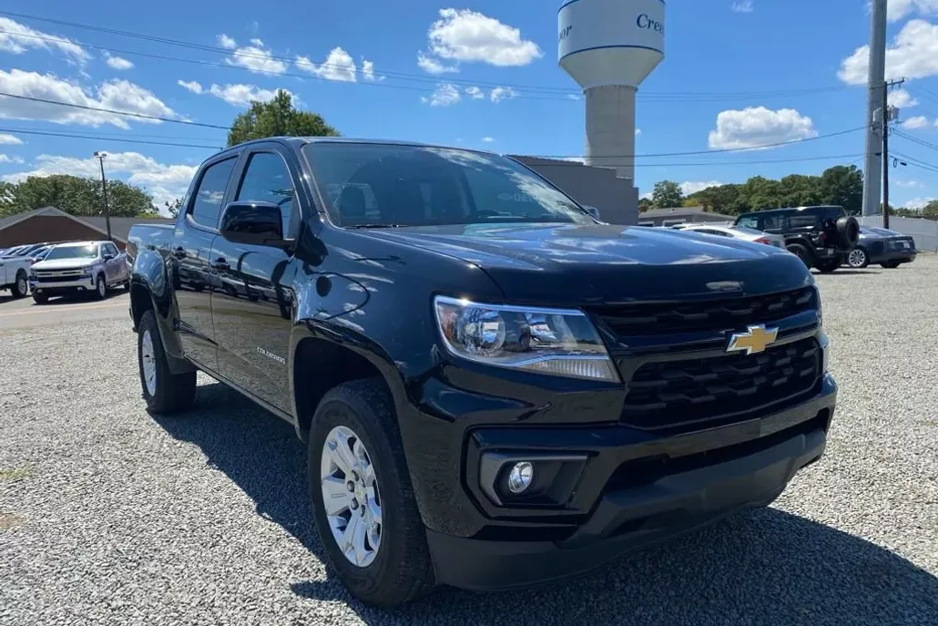 2022 Chevrolet Colorado LT photo 1