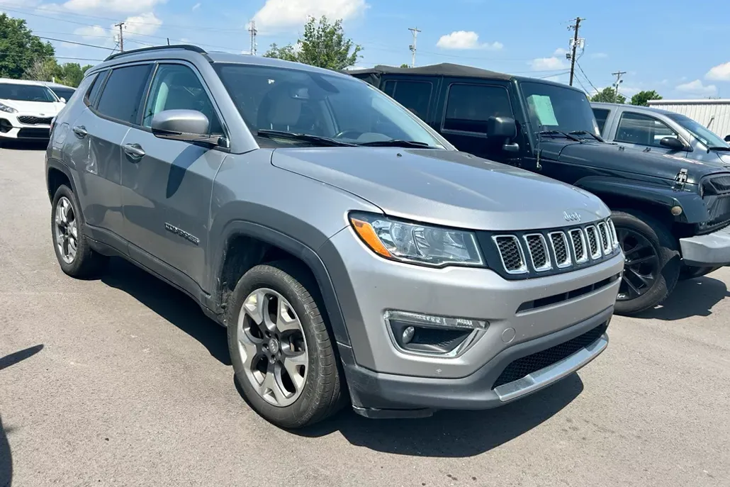 2020 Jeep Compass Limited photo 1