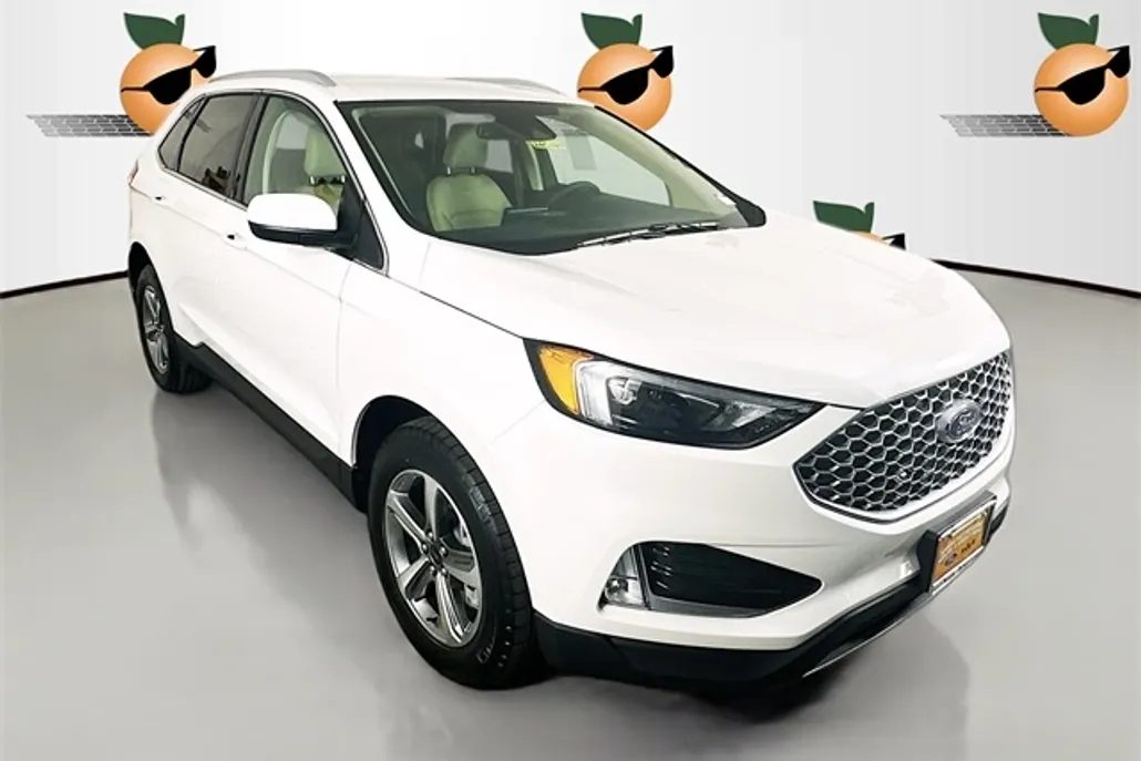 2024 Ford Edge SEL photo 1