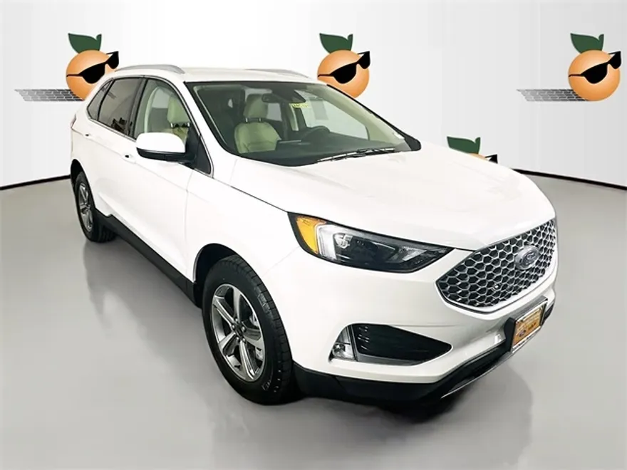 2024 Ford Edge SEL photo 1