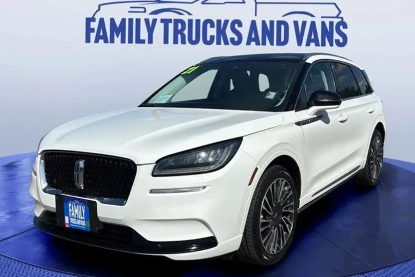 2019 Lincoln Navigator L Reserve photo 1