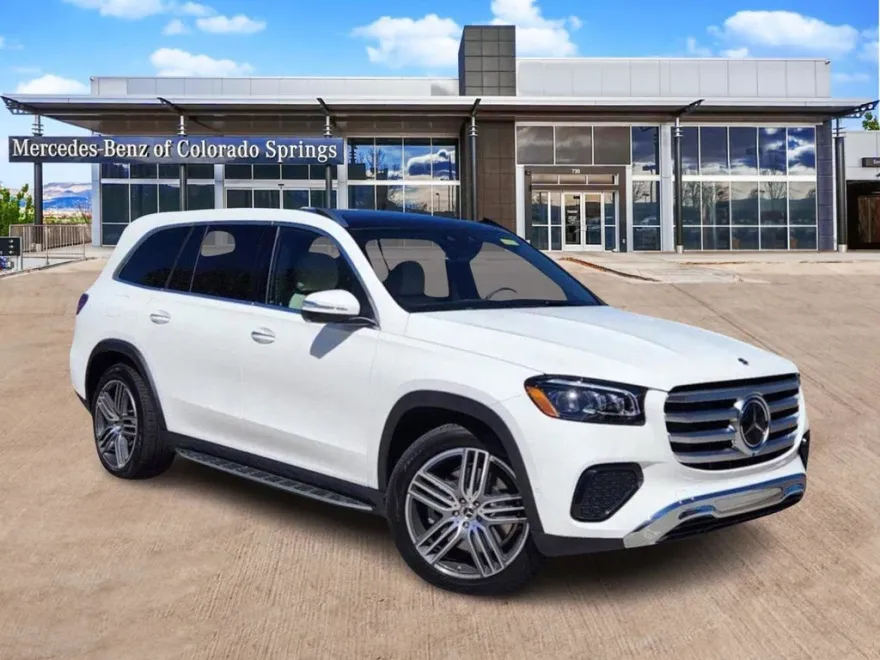 2025 Mercedes Benz GLS 450 4MATIC photo 1