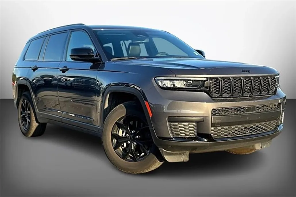 2024 Jeep Grand Cherokee Altitude photo 1