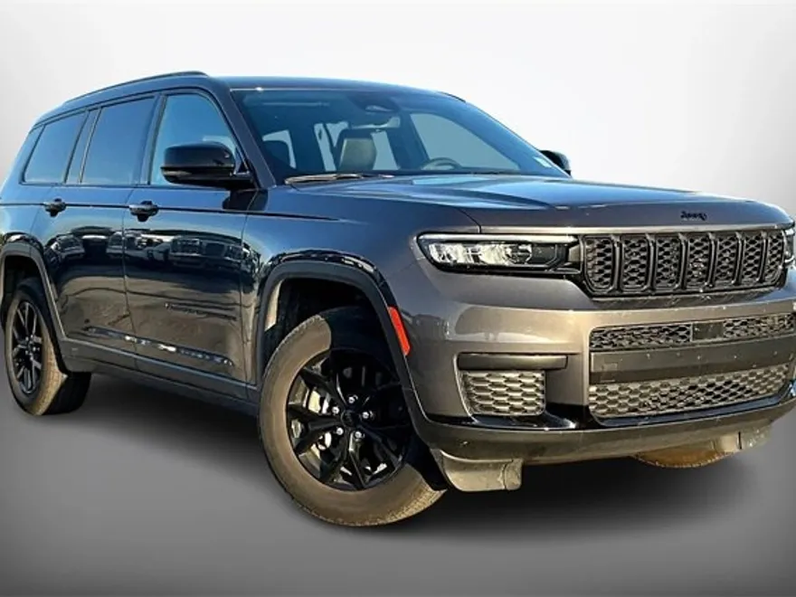 2024 Jeep Grand Cherokee Altitude photo 1