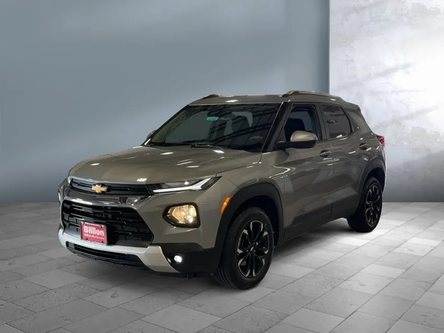 2023 Chevrolet Trailblazer LT photo 1