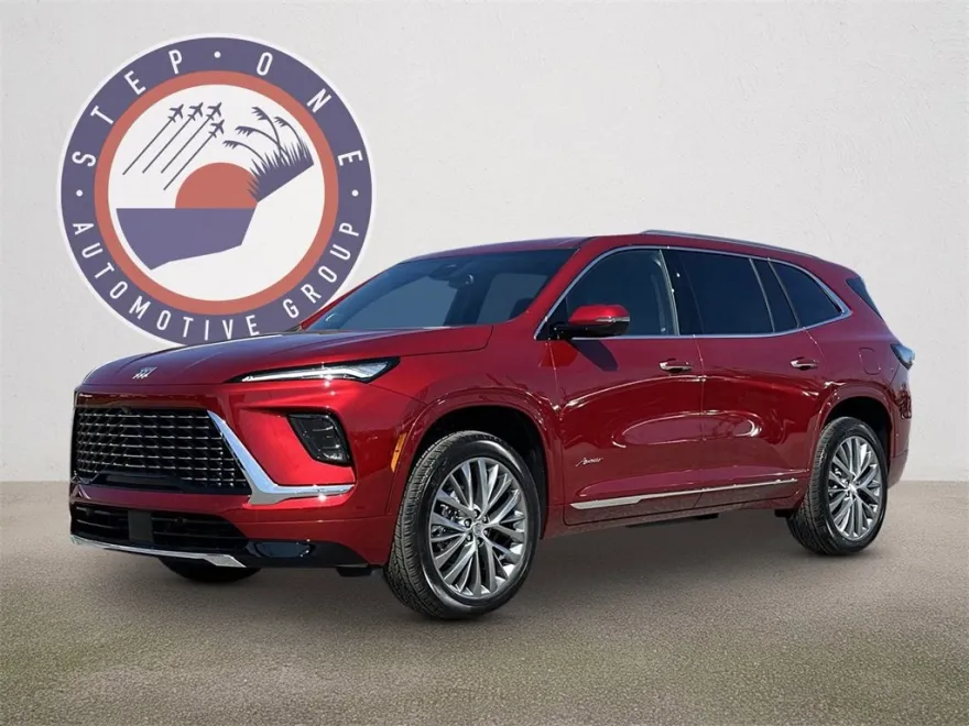 2025 Buick Enclave Avenir photo 1