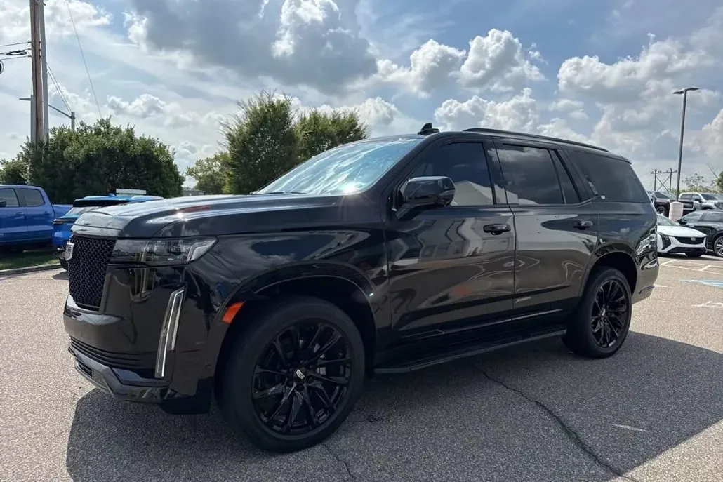 2021 Cadillac Escalade Sport photo 1