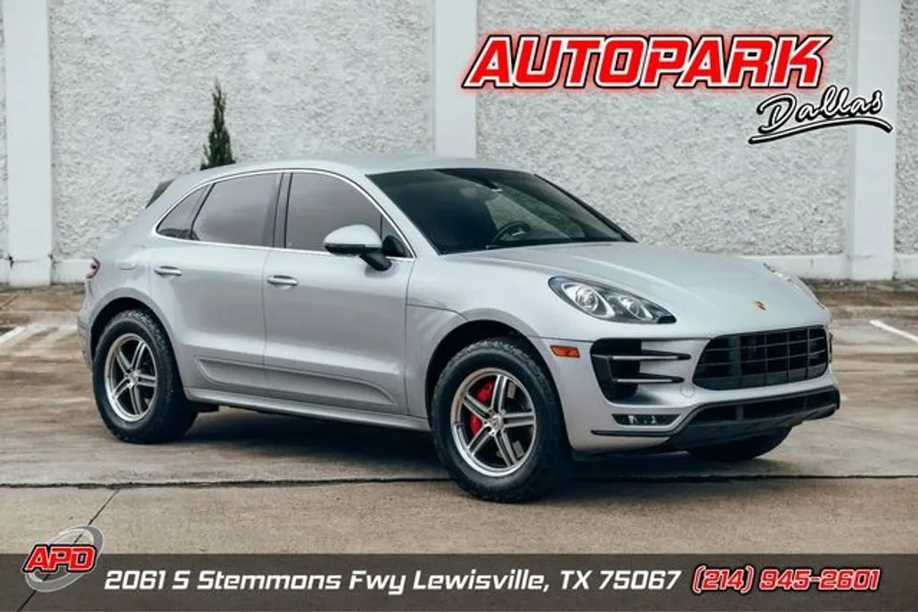 2015 Porsche Macan Turbo photo 1