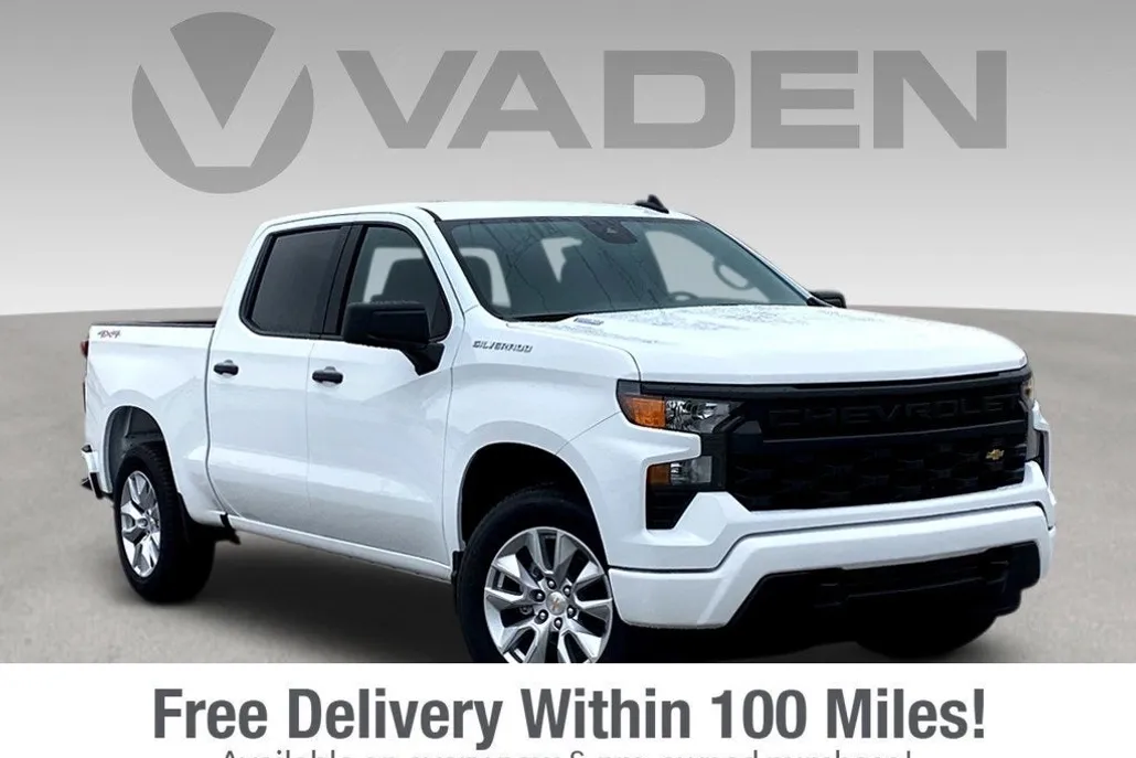 2024 Chevrolet Silverado 1500 Custom photo 1
