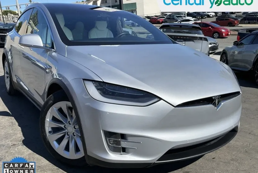 2017 Tesla Model X 100D photo 1