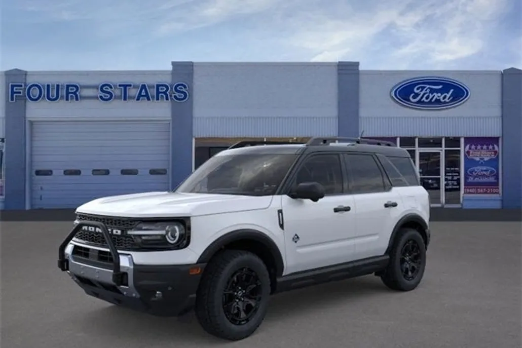 2025 Ford Bronco Sport Outer Banks photo 1