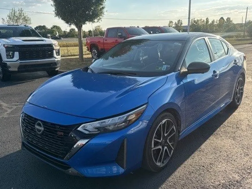 2024 Nissan Sentra SR photo 1