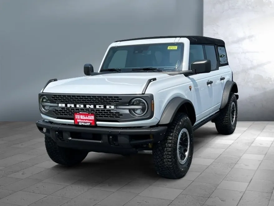 2024 Ford Bronco Badlands photo 1