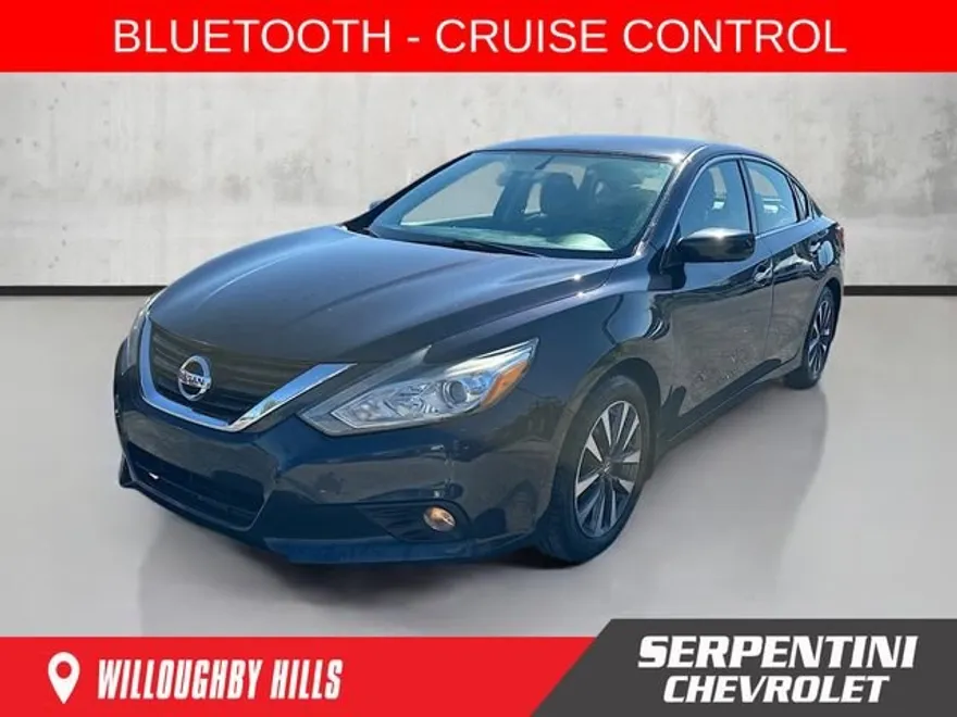 2017 Nissan Altima 2.5 SV photo 1