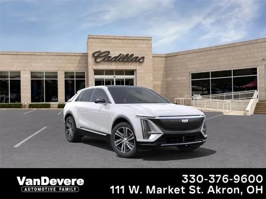 2025 Cadillac Lyriq Luxury photo 1