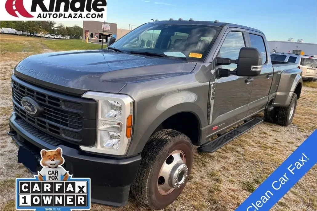 2025 Ford F-350 photo 1