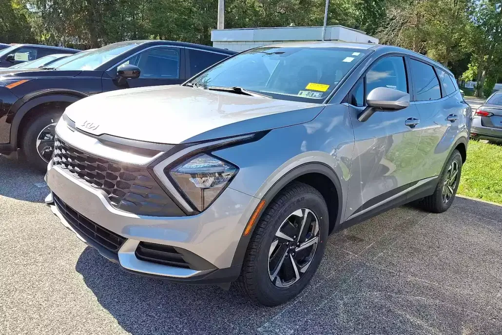 2023 Kia Sportage Hybrid LX photo 1