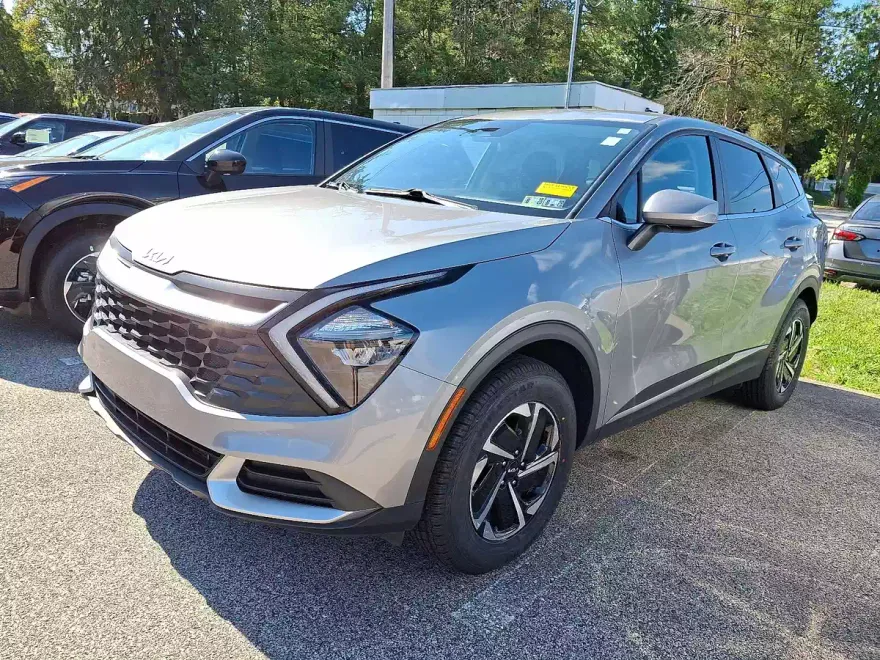 2023 Kia Sportage Hybrid LX photo 1