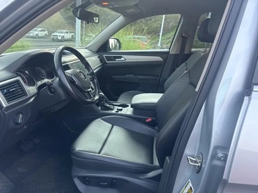 2018 Volkswagen Atlas V6 SE photo 1