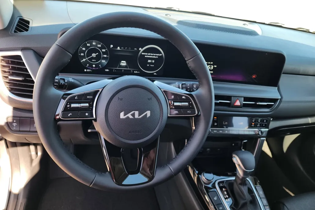 2026 Kia Seltos EX photo 1