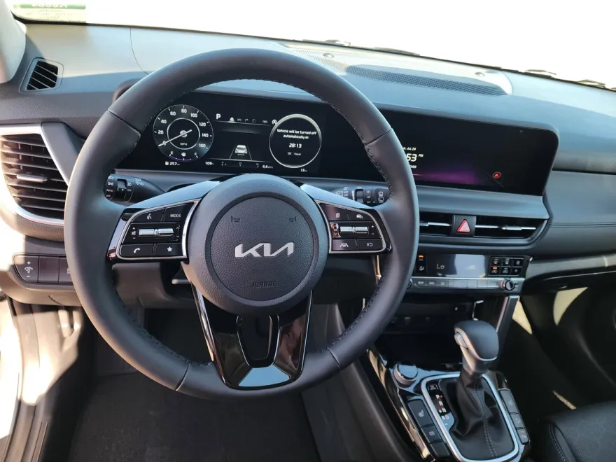 2026 Kia Seltos EX photo 1