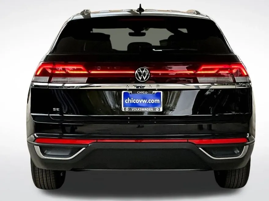 2026 Volkswagen Atlas Cross Sport SE photo 1