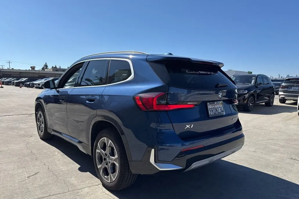 2025 Bmw X1 XDrive28i photo 1