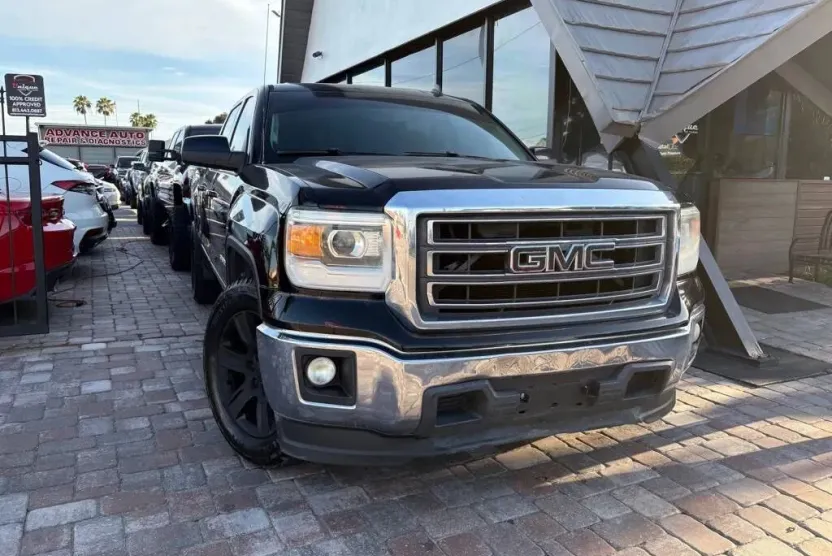 2014 Gmc Sierra 1500 SLE photo 1