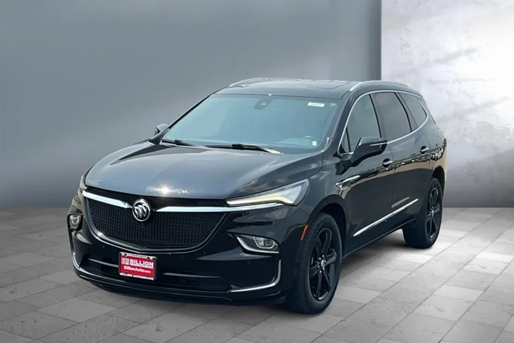 2023 Buick Enclave Essence photo 1
