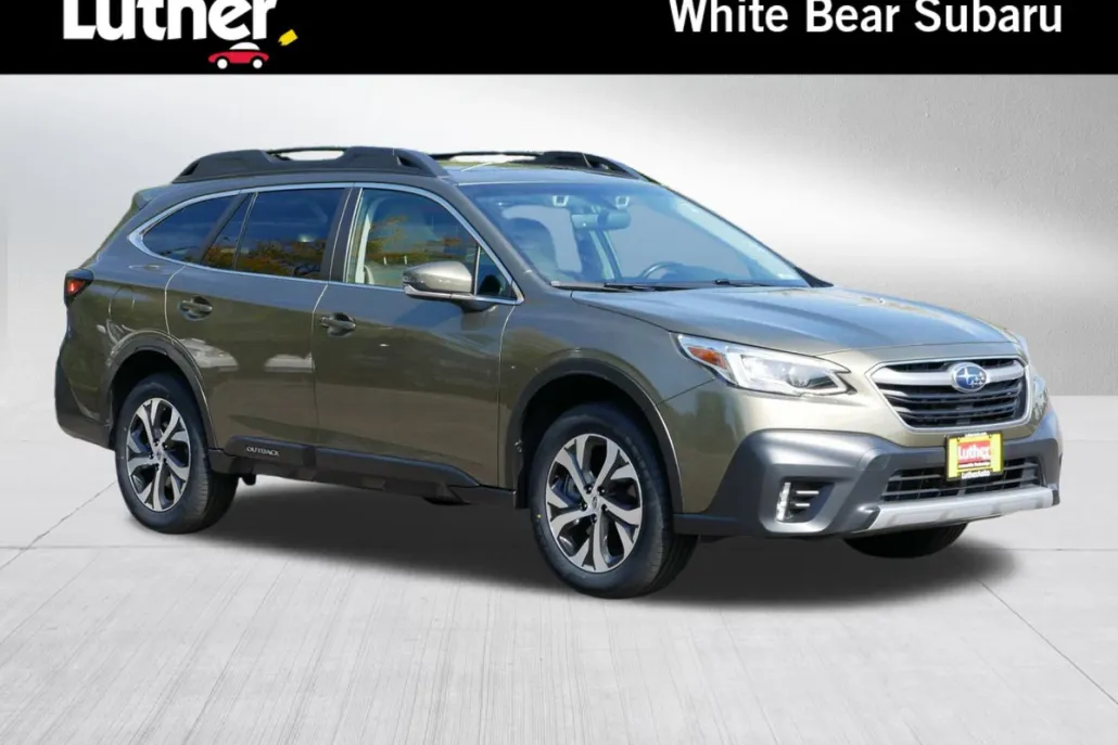 2022 Subaru Outback Limited XT photo 1