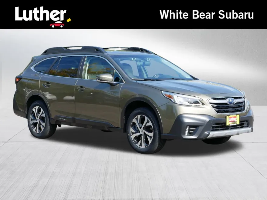2022 Subaru Outback Limited XT photo 1
